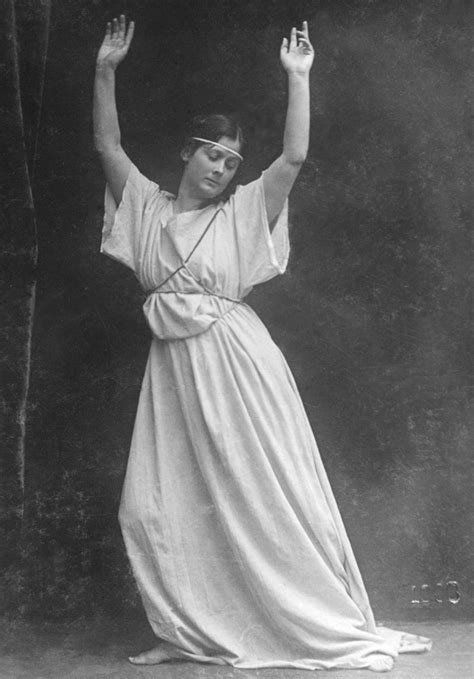  Assessing Isadora Duncan's Financial Value and Contributions to the World of Arts 