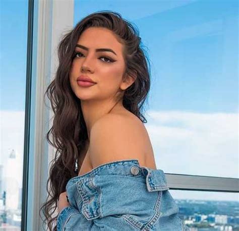  Lili Miss Arab's Height, Figure, and Fitness Regimen 