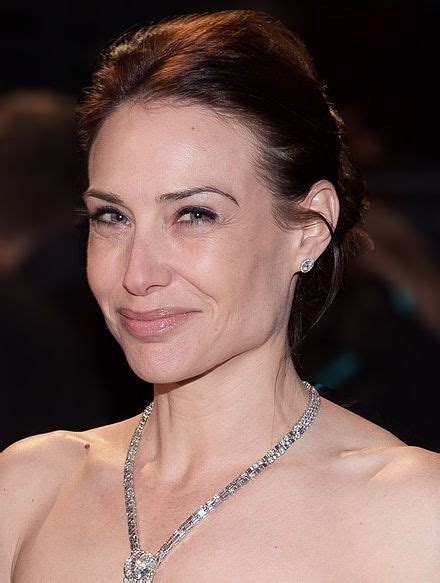 A Glimpse into Claire Forlani's Height and Figure