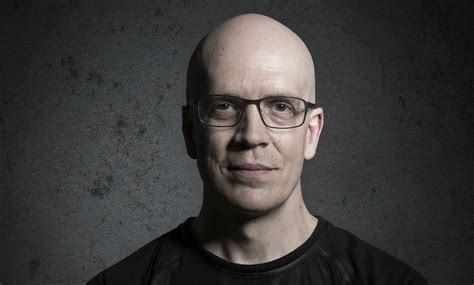 A Global Fanbase: Devin Townsend's International Recognition and Tours