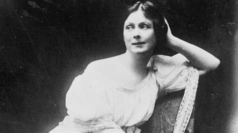 A Tragic End: The Legacy of Isadora Duncan's Untimely Death