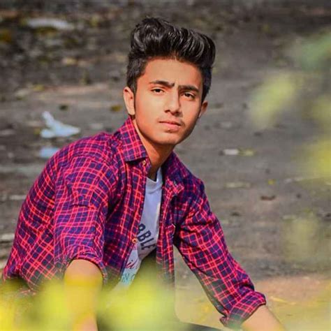 Age: How Young is Sujal Soni?