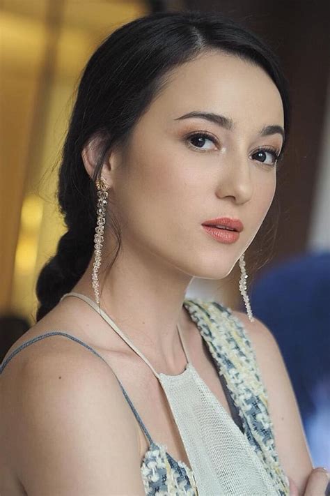 An Insight into Julie Estelle: Exploring Her Background, Age, and Height