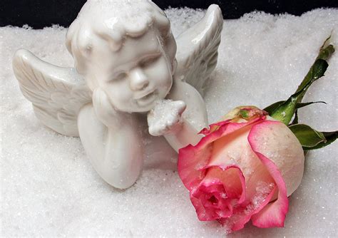 Angel Rose Figure