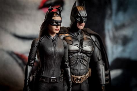 Anna Batman's Iconic Fashion Choices: From the Cape to the Cat Suit