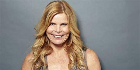 Beyond the Silver Screen: Embracing Mariel Hemingway's Height and Figure