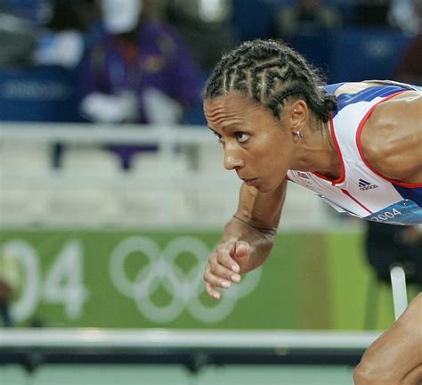 Breaking Boundaries: Kelly Holmes as a Trailblazing Female Athlete