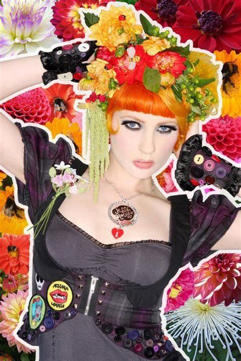 Curves and Confidence: Ulorin Vex's Figure Inspires Empowerment