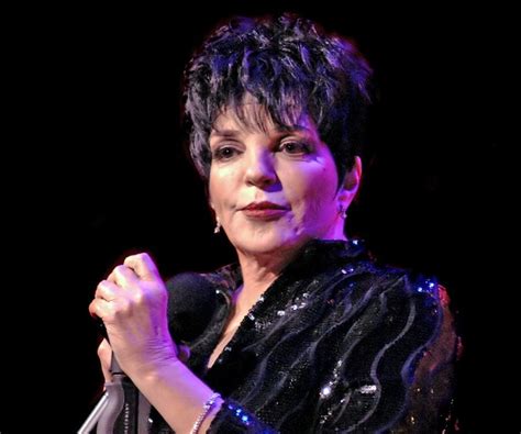 Diving into Liza Minnelli's Personal Life: Unveiling her Age, Height, and Figure