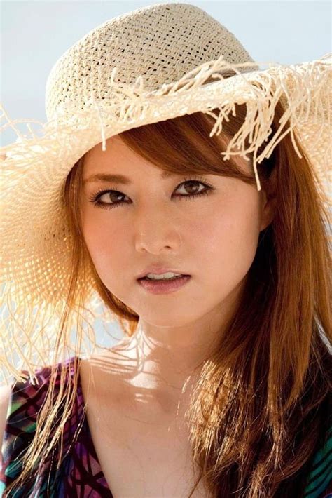 Early Life and Background of Akiho Yoshizawa