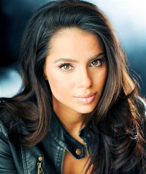 Elena Diaz: A Rising Star in the Entertainment Industry