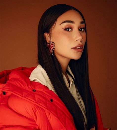 Exploring Eva Gutowski's Personal Life