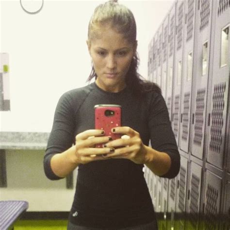 Exploring Ivelisse Velez's Physical Attributes and Fitness Routine