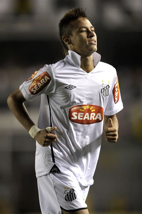 Exploring the Appearance of Neymar Santos Sr.