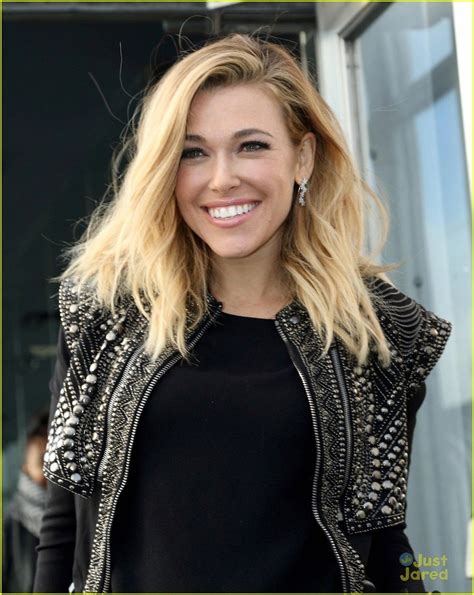 Exploring the Financial Status of Rachel Platten