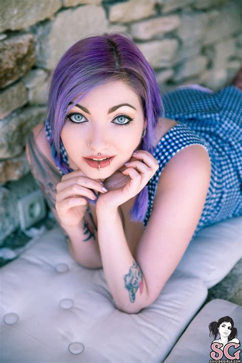 From Model to Influencer: Nayru Suicide's Ever-Evolving Career