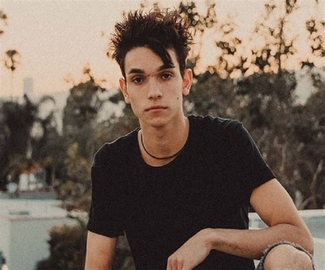 From Vine to YouTube: Lucas Dobre's Transition to Video Content Creation