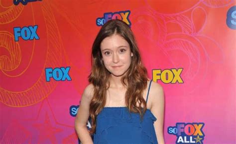 Hayley Mcfarland's Age, Height, and Figure