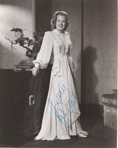 June Allyson's Height and Body Measurements
