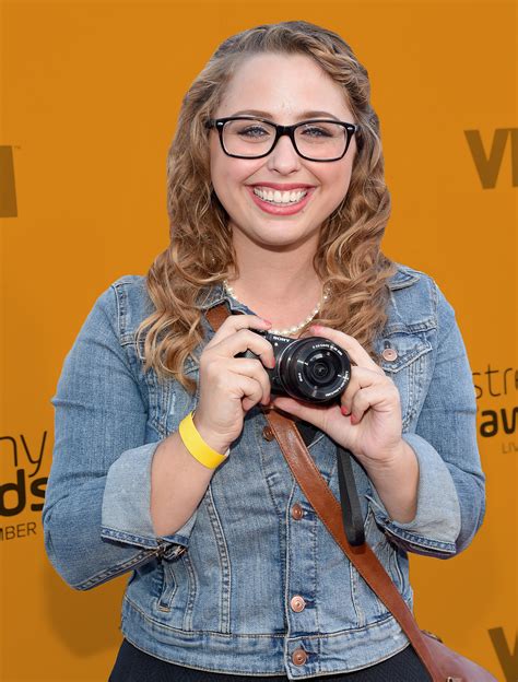 Laci Green: Exploring the Multifaceted World of an Online Star