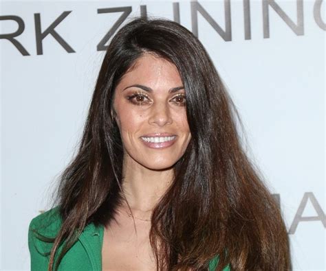 Lindsay Hartley's Financial Success: Achievements and Monetary Milestones