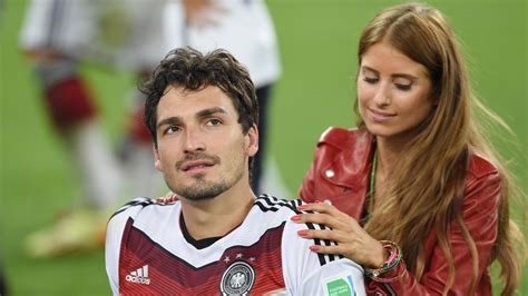 Love and Marriage: The Bond between Cathy and Soccer Star Mats Hummels