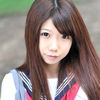 Natsu Aoi's Global Fanbase: International Appeal and Popularity