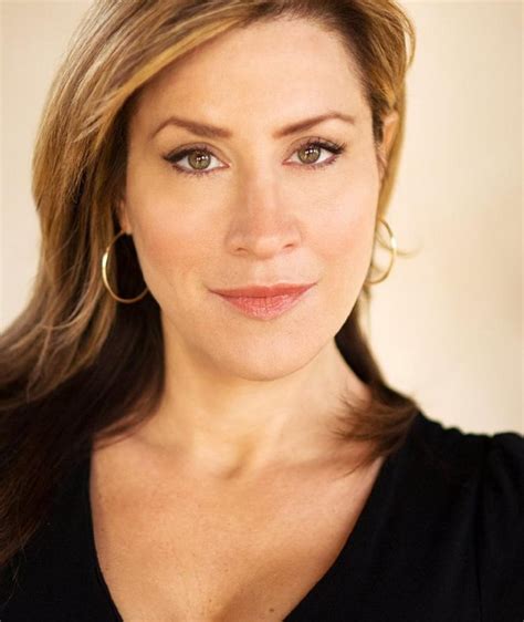 Navigating Through the Personal Journey of Lisa Ann Walter