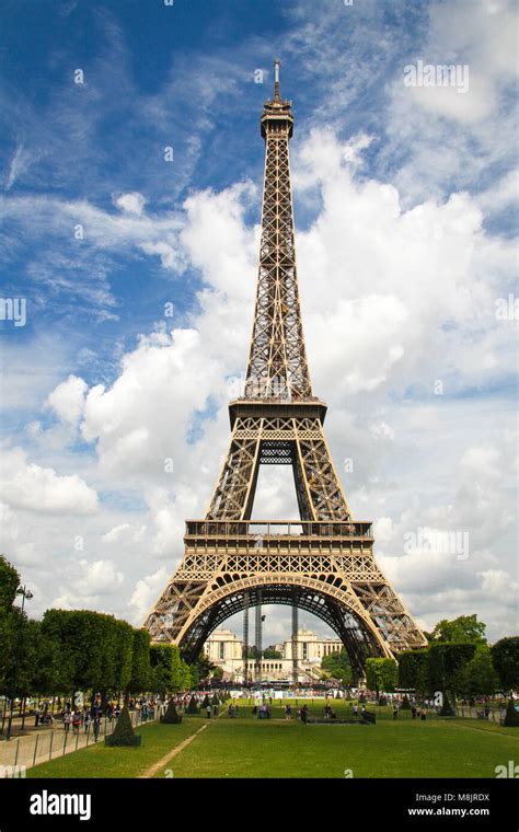 Paris's Vertical Measurement
