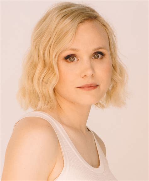 Physical Appearance of Alison Pill