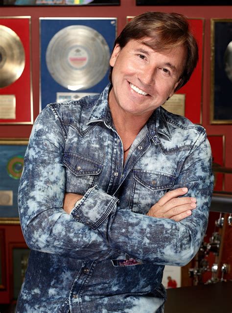 Ricardo Montaner: A Journey from Adversity to Success