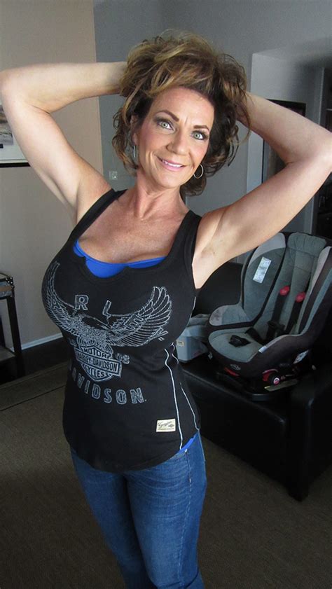 Rising to Fame - Deauxma's Career in the Adult Film Industry