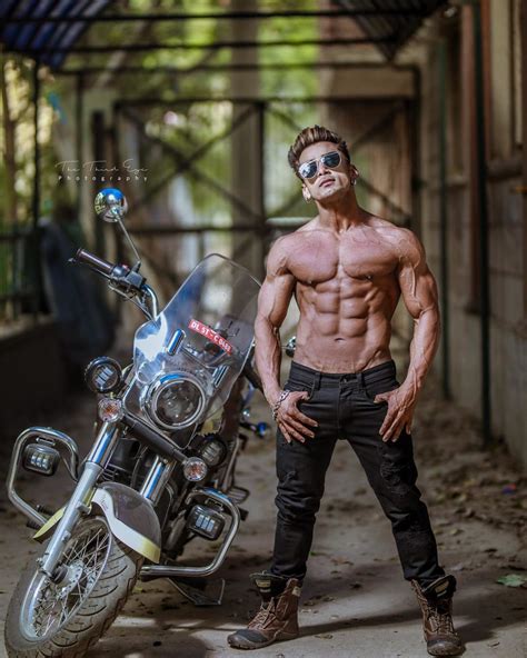Sameer Danny's Figure: Behind the Fitness Icon