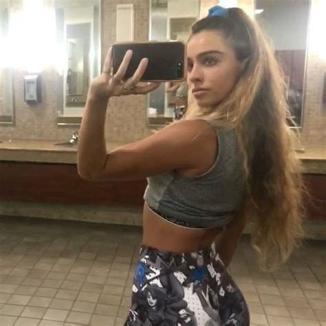 Sommer Ray: The Emerging Star in the Fitness Industry