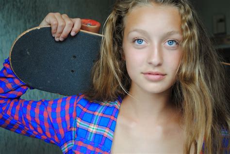 Sophia Young: A Rising Star in the Modeling Industry