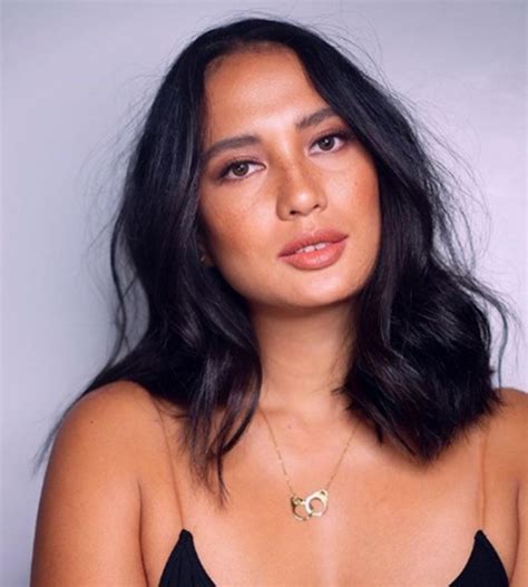 The Accumulated Wealth of Isabelle Daza