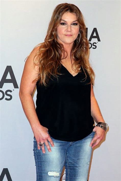 The Evolution of Gretchen Wilson's Personal and Professional Style