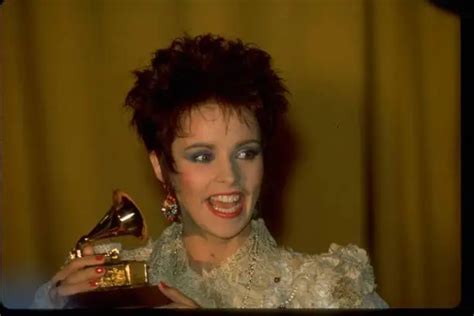 The Influence of Sheena Easton: Her Impact on Pop Culture and Music