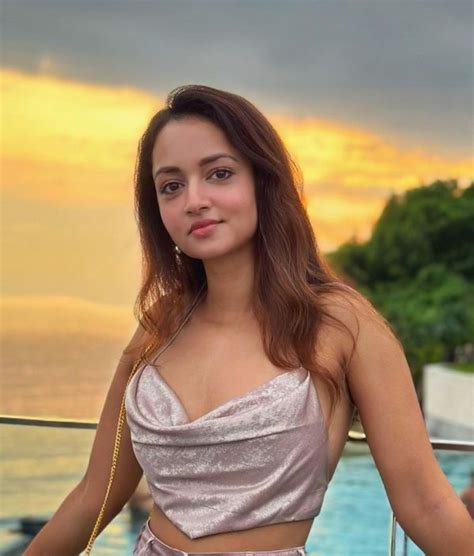 The Statuesque Beauty: Impact of Shanvi Srivastava's Height on Her Career