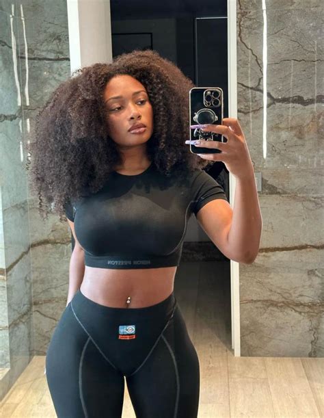 Thee Souane's Impressive Figure and Fitness Routine