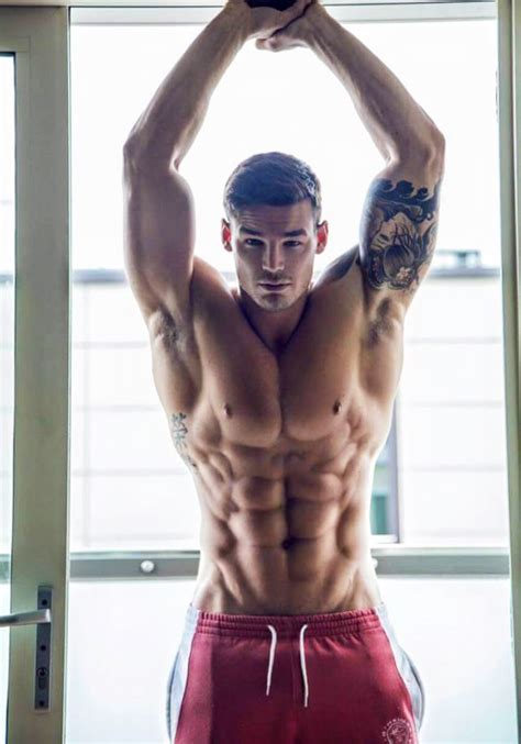 Unveiling Alex Smyth's Impressive Physique and Fitness Routine