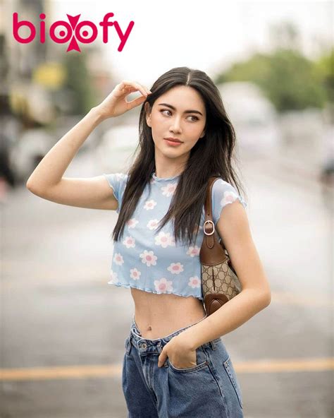 Unveiling Davika Hoorne's Height and Figure