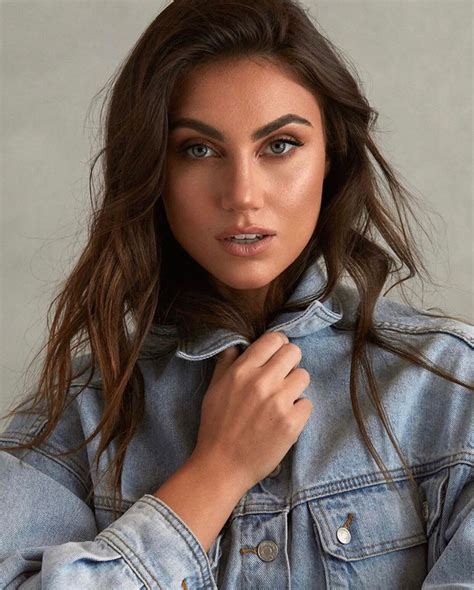 Steph Rayner: Bio, Age, Height, Figure, Net Worth