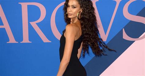 Unveiling the Age and Early Life of Joan Smalls