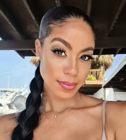 Yendi Phillipps' Net Worth and Philanthropic Endeavors: Making a Difference in the World